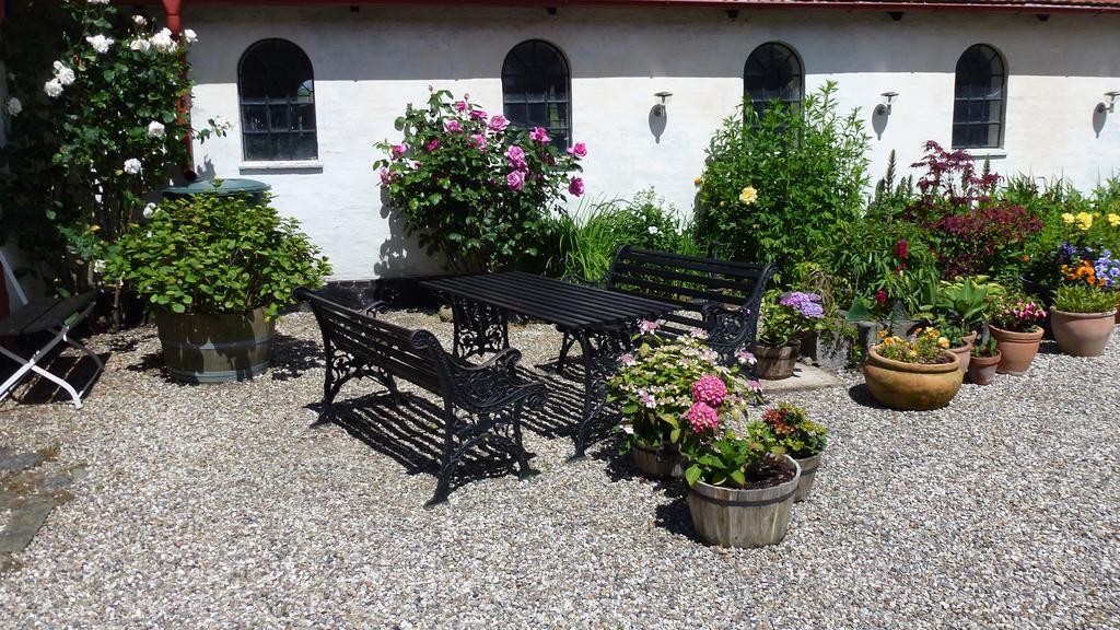 Gard Apartment Borre Exterior photo